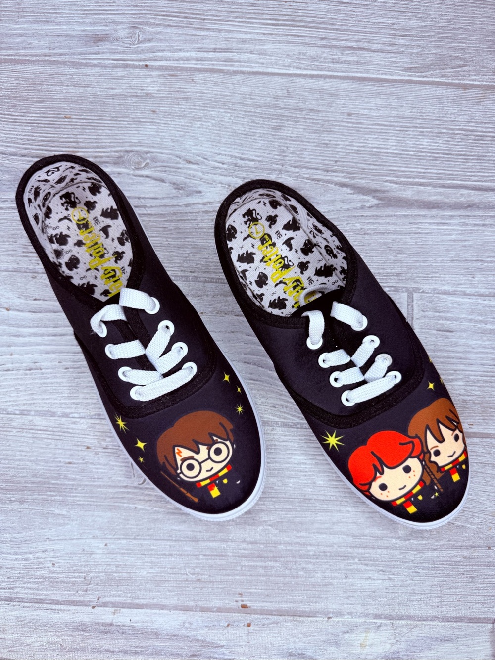 Hot topic chibi Harry Potter lace up sneakers shoes low top tennis shoes 7
